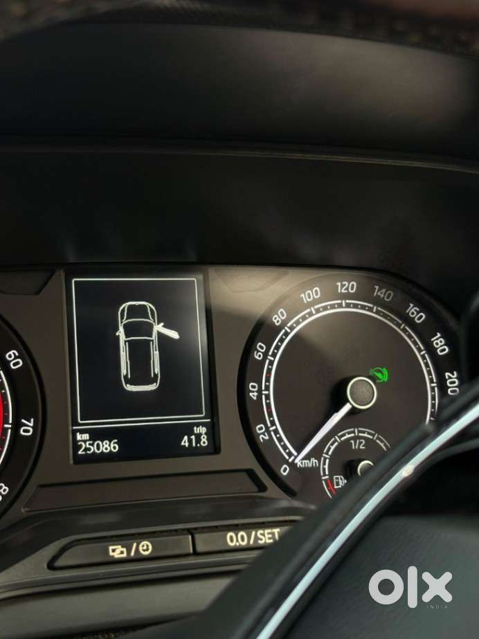 Skoda Kushaq 1.0 Tsi Ambition At, 2022, Petrol