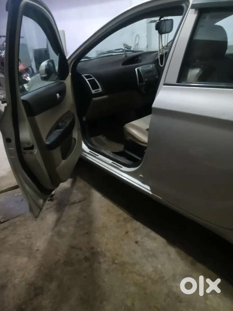 Hyundai I20 2011 Diesel 85000 Km Driven