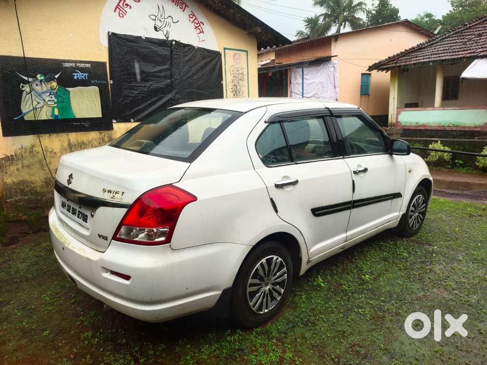 Maruti Suzuki Swift Dzire 1.2 Vxi Bsiv, 2011, Petrol