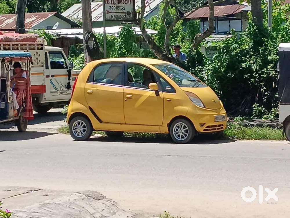 Tata Nano Lx 2012