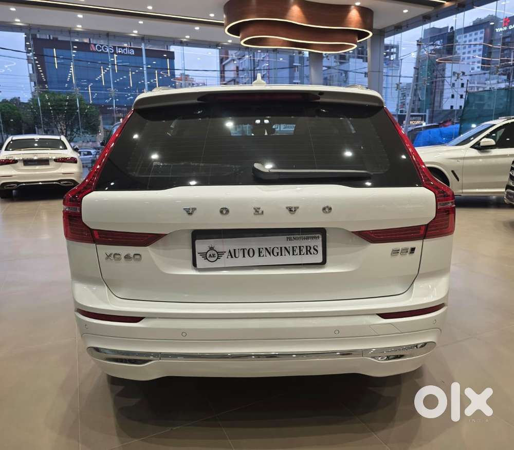 Volvo Xc60 2.0 B5 Ultimate, 2024, Petrol