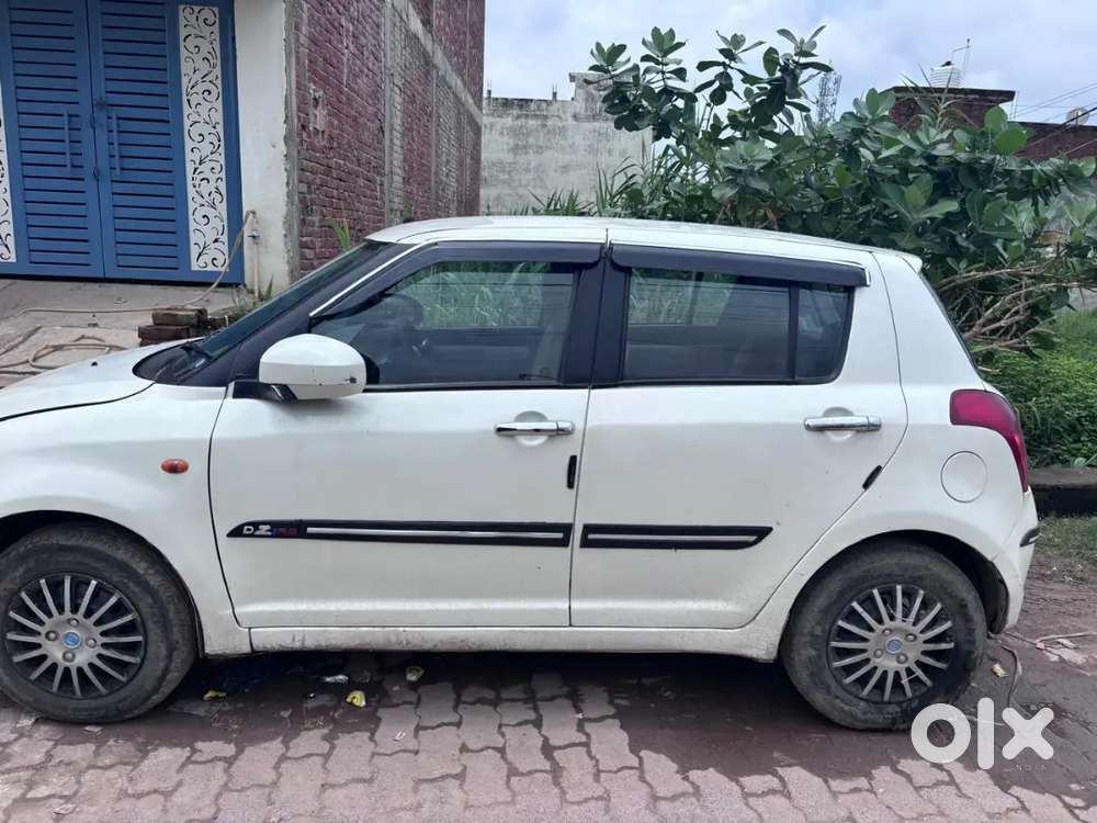 Maruti Suzuki Swift 2010 Year Model