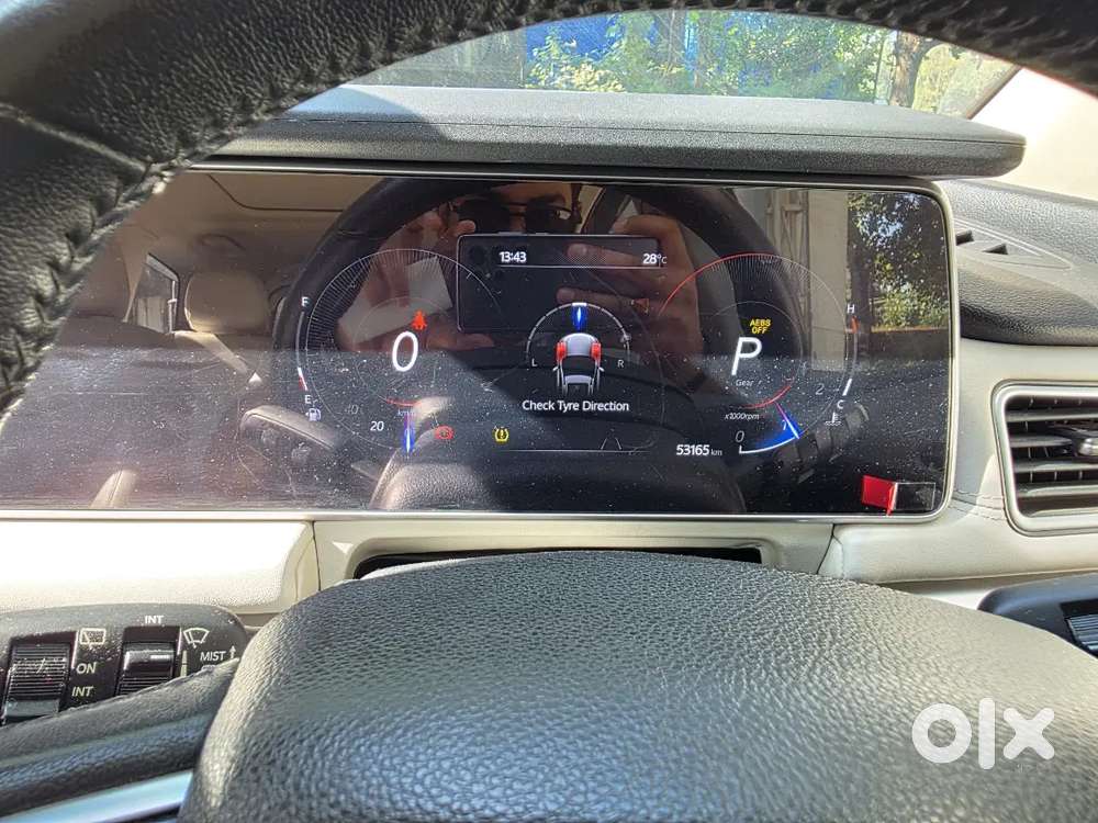 Mahindra Xuv700 Diesel November 2022 Automatic