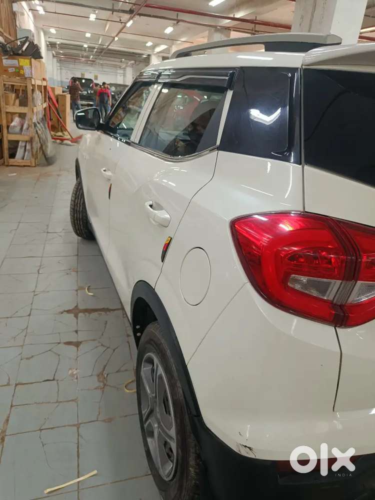 Mahindra Xuv300 2022 Petrol 12800 Km Driven