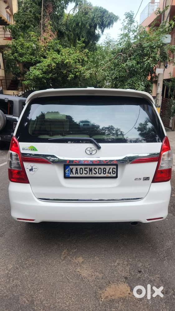 Toyota Innova 2.5 Z Diesel 7 Seater Bs Iv, 2015, Diesel