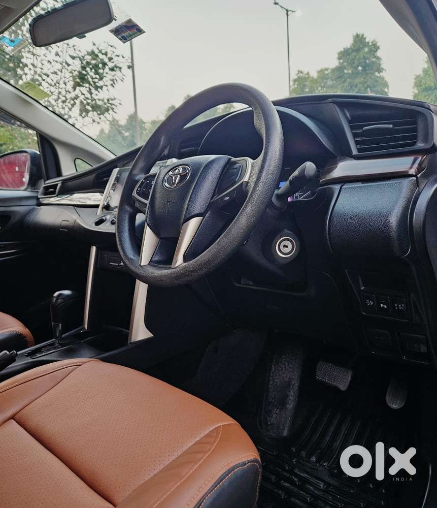 Toyota Innova Crysta [2020-ongoing] 2.4 Gx 7 Str, 2021, Diesel