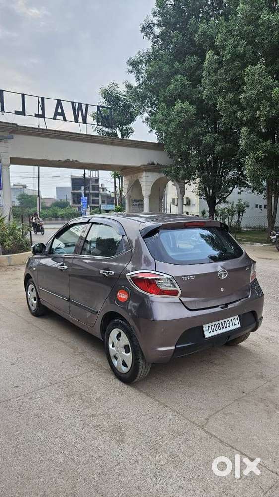 Tata Tiago 1.2 Revotron Xt, 2017, Petrol