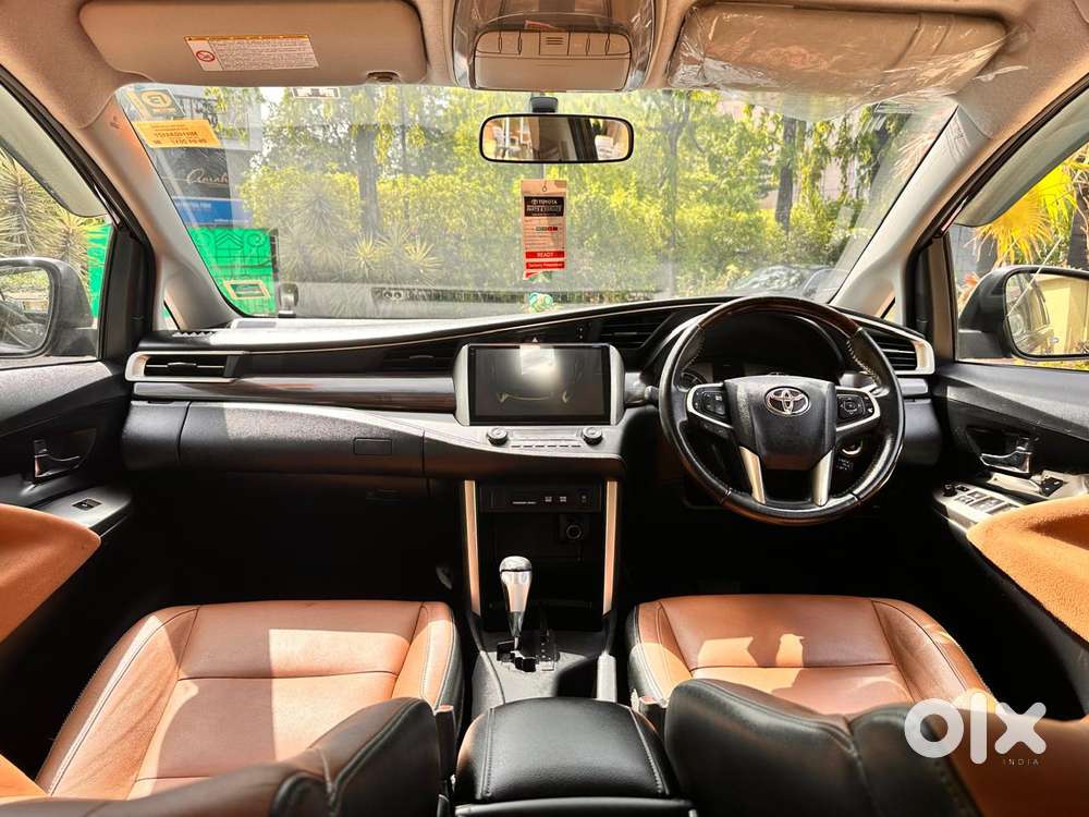 Toyota Innova Crysta 2.8z Automatic, 2017, Diesel