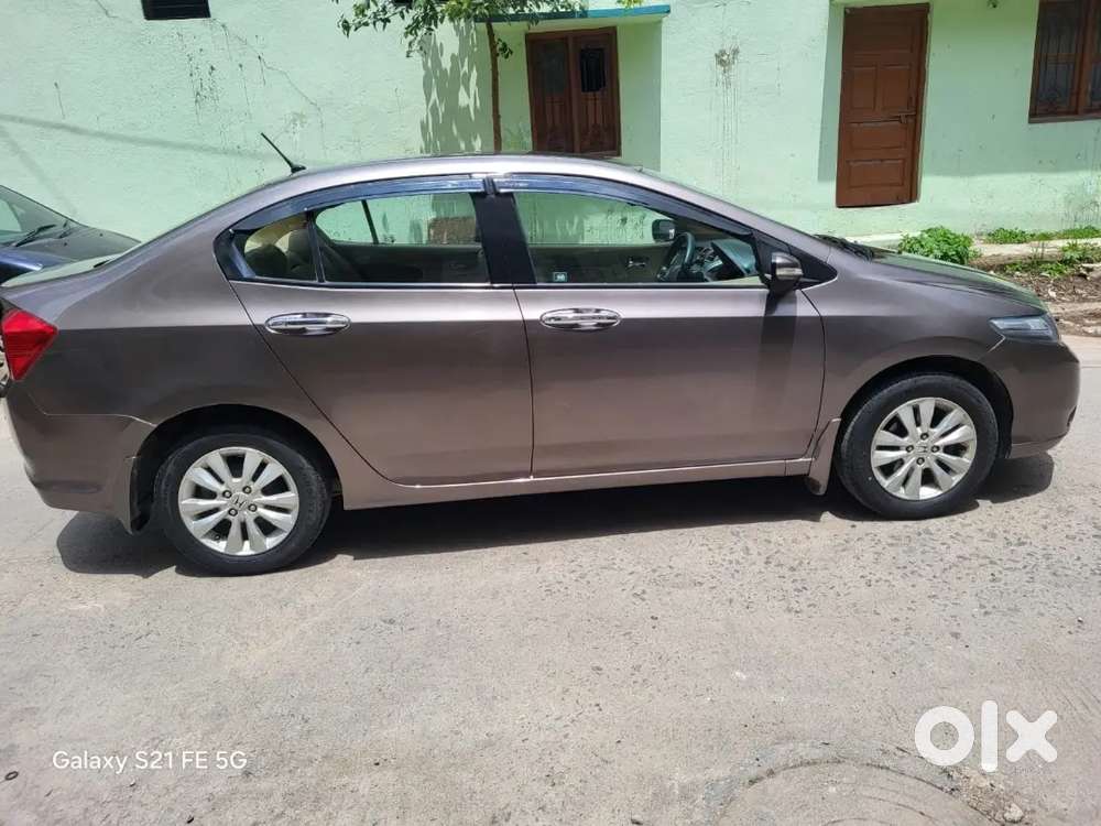 Only 50,000 Kms Honda City V Petrol 2013