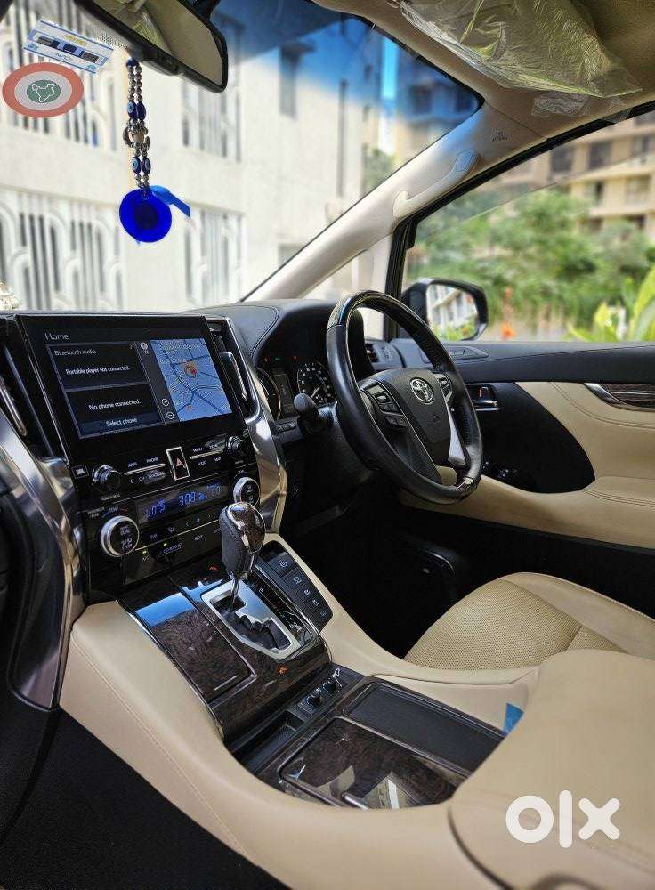 Toyota Vellfire 2.5 Executive Lounge, 2020, Diesel