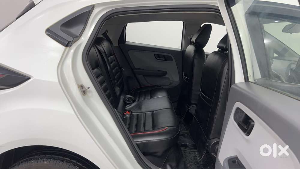Tata Altroz 1.2 Xt, 2021, Petrol