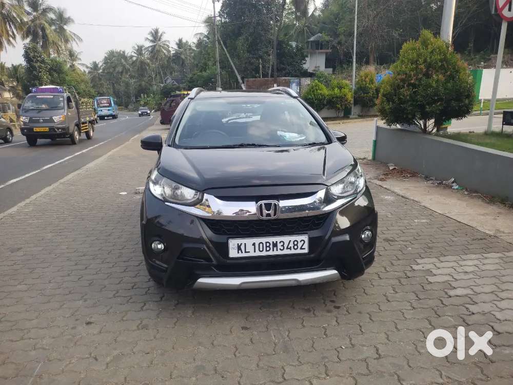 Honda Wr-v 18 Diesel Good Condition
Colour:golden Brown