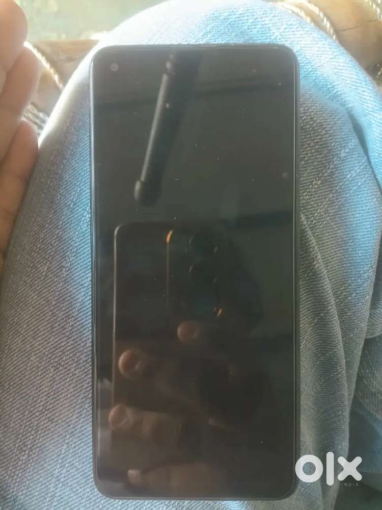 Exchange bhi kar lunga oppo f21pro 8/128 GB mast phone hai