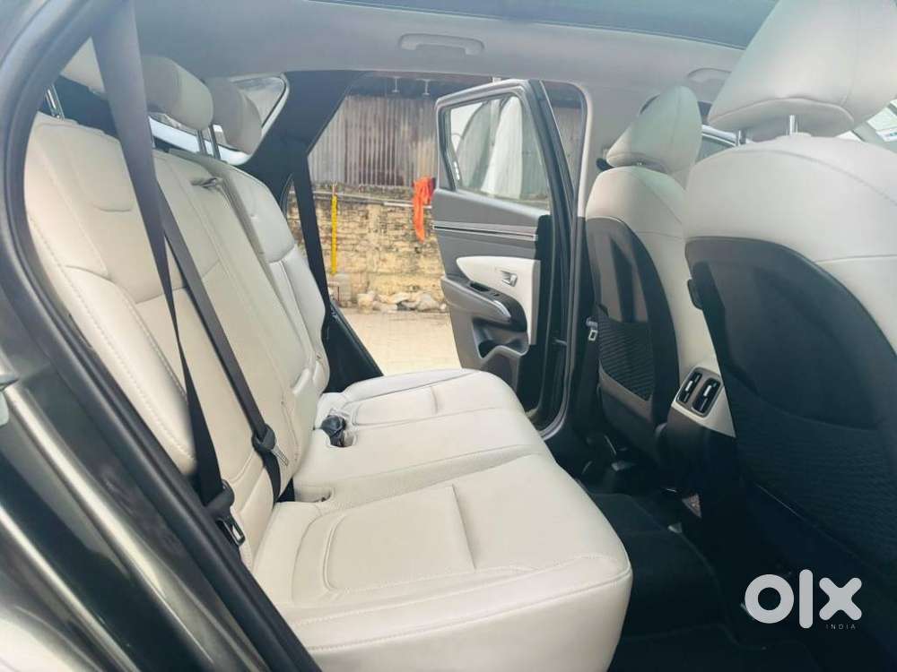 Hyundai Tucson 2.0 Signature 4wd Diesel At Dual Tone, 2024, Diesel