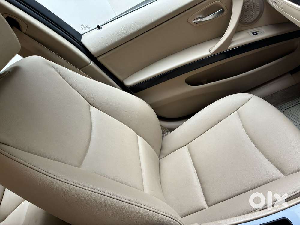 Bmw 3 Series 2.0 320i Sedan, 2011, Petrol