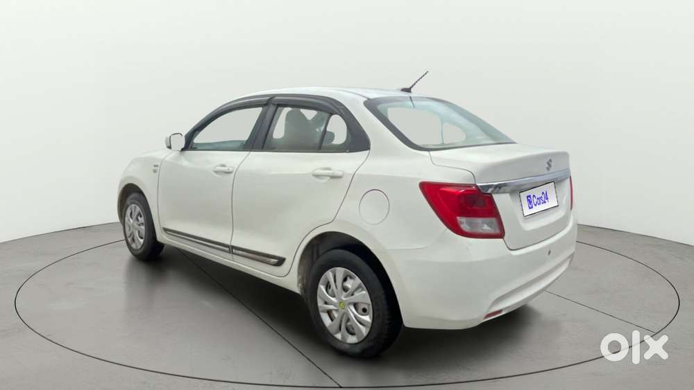 Maruti Suzuki Swift Dzire 1.2 Lxi Bsiv, 2017, Cng & Hybrids