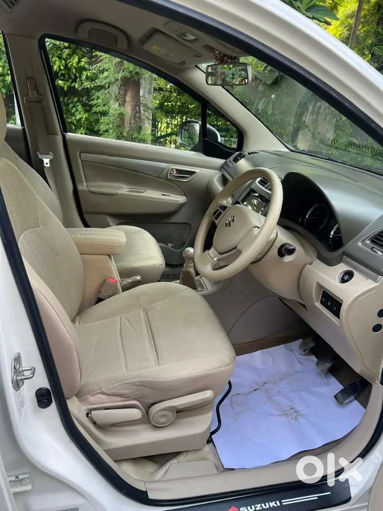 Maruti Suzuki Ertiga 2017 1 Onwer Running With Record Almost Original