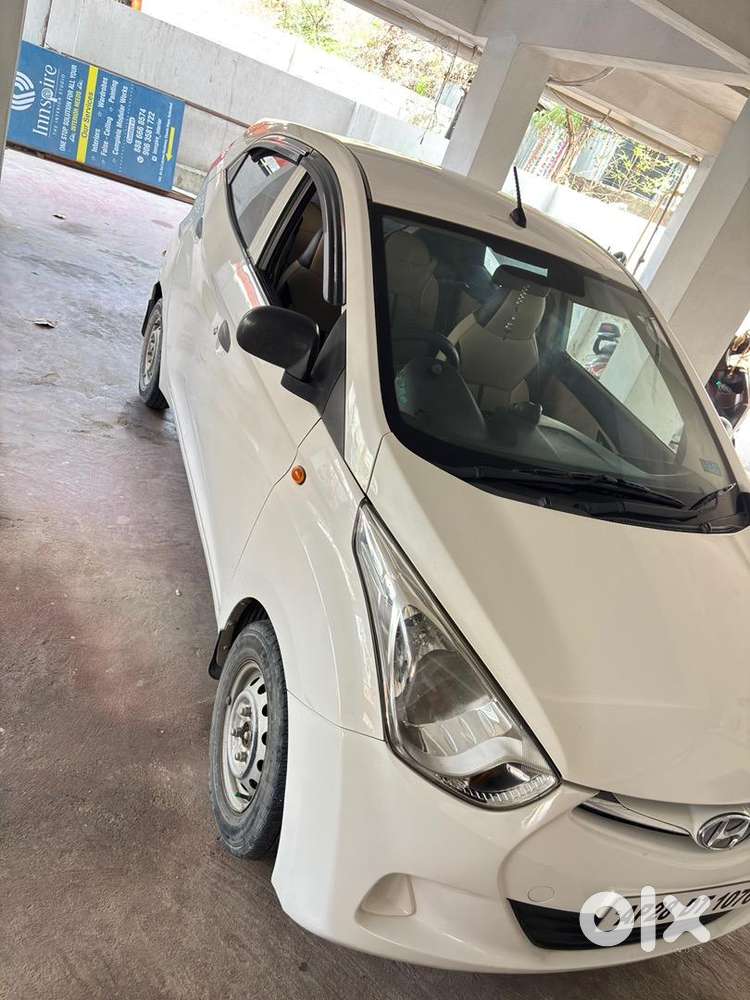 Hyundai Eon Petrol Well Maintained