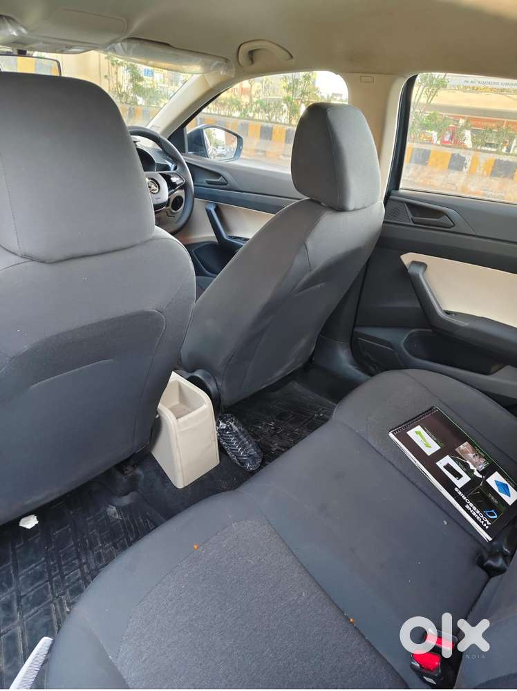 Skoda Slavia Active 1.0l Tsi Mt, 2022, Petrol