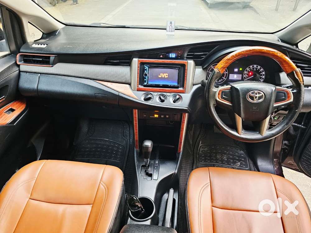 Toyota Innova Crysta