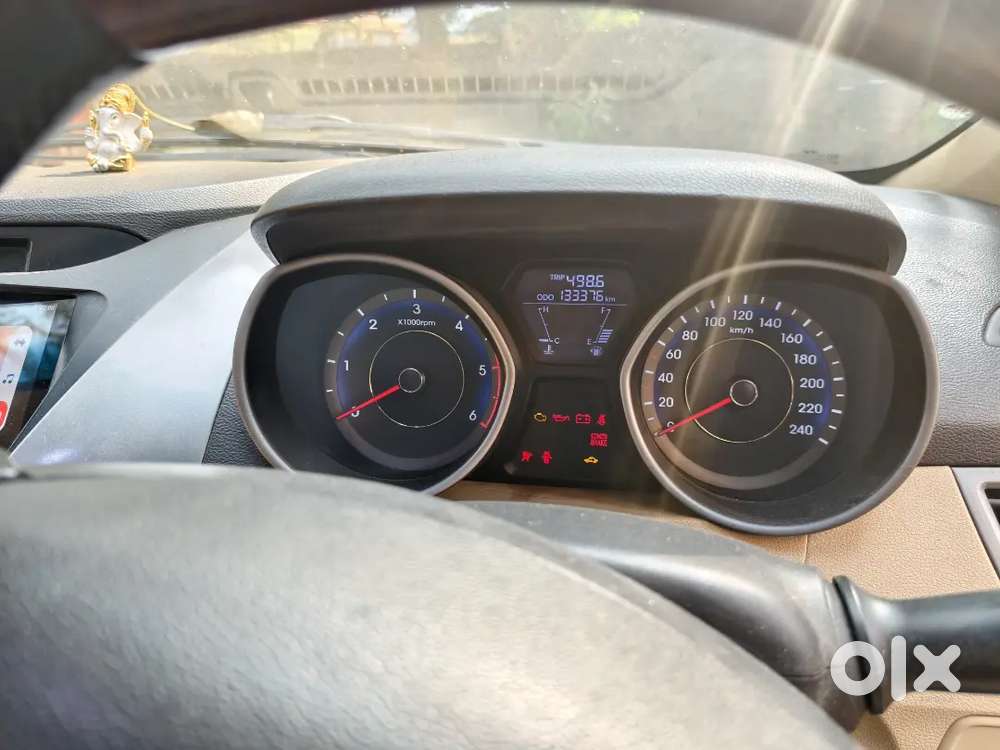 Hyundai Elantra Diesel 2012  Manual  Well Maintained  White