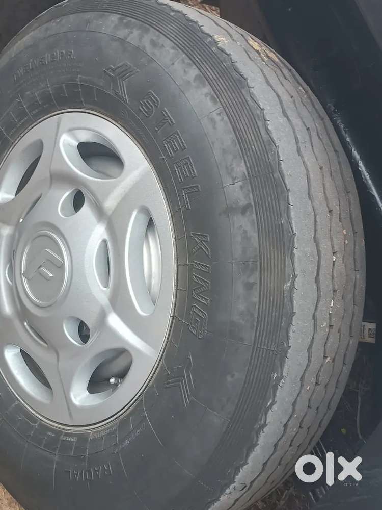 Force Motors Trax Cruiser 2018 Diesel 250000 Km Driven