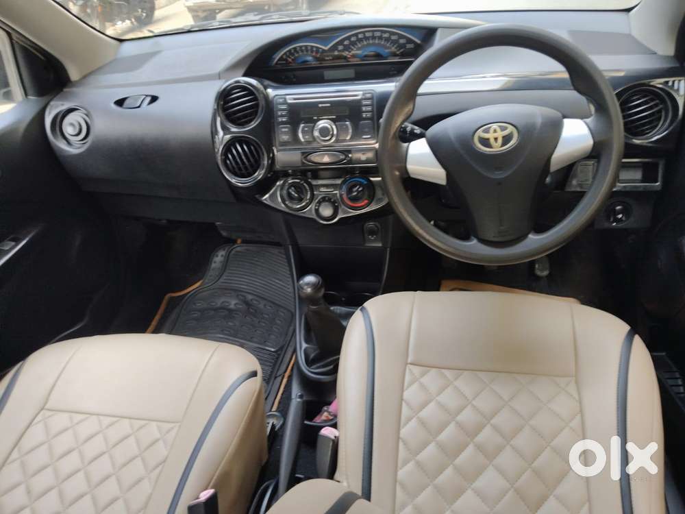 Toyota Etios Cross 1.2l G, 2015, Petrol