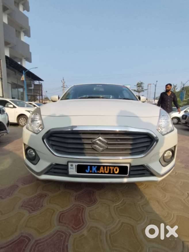 Maruti Suzuki Dzire 1.2 Vxi, 2018, Petrol