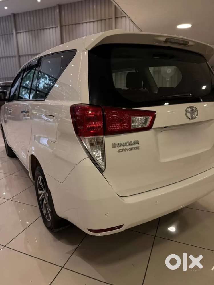 Toyota Innova Crysta [2020-ongoing] 2.4 Vx 7 Str, 2022, Diesel