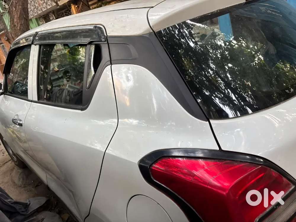 Maruti Suzuki Swift Lxi 2020