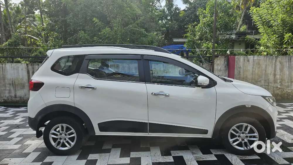 Triber Rxt Petrol Easy-r

1.0l 2021