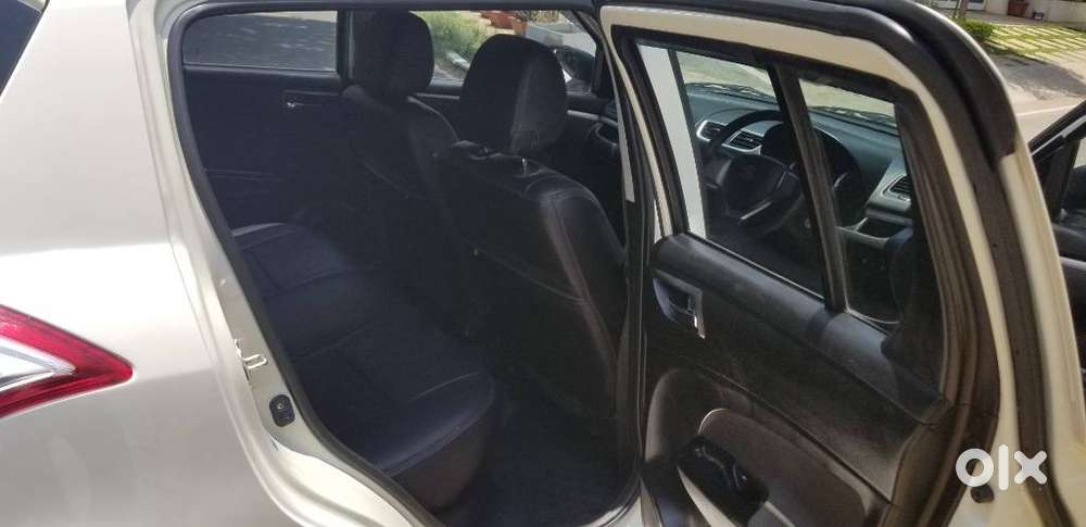Maruti Suzuki Swift Vxi + Manual, 2014, Petrol