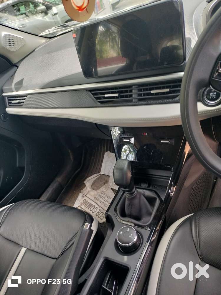 Tata Nexon Creative 1.2 Revotron Petrol 6 Mt, 2024, Petrol