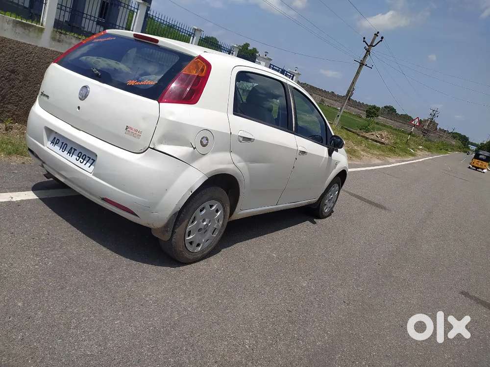 Fiat Punto Emotion 1.3 2010 Car And Rc Expired And Oil Cooler Fail