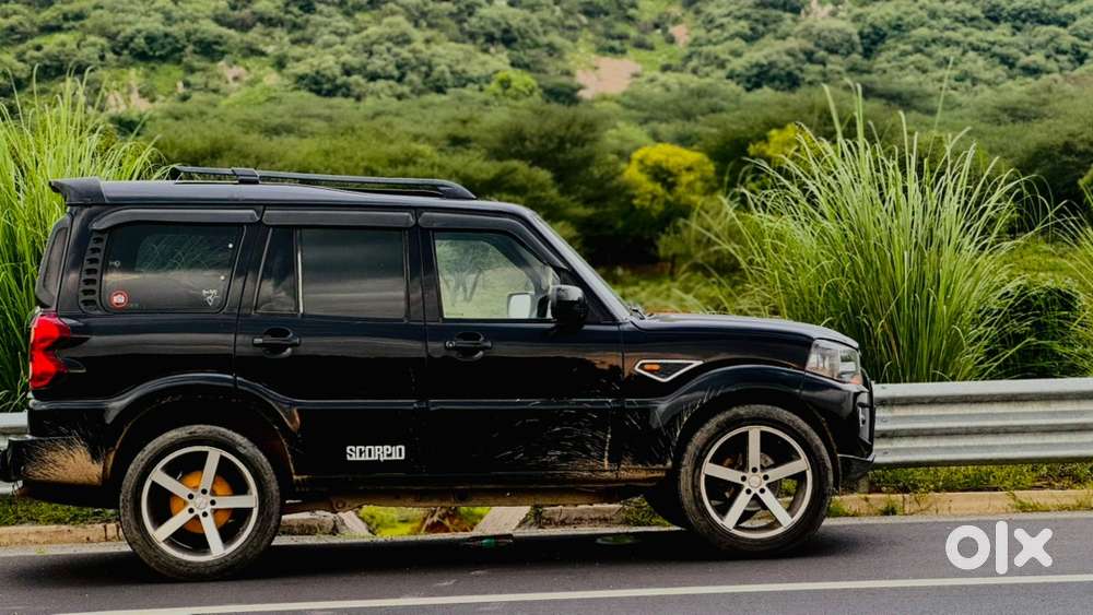 Mahindra Scorpio Classic 2017 Year
