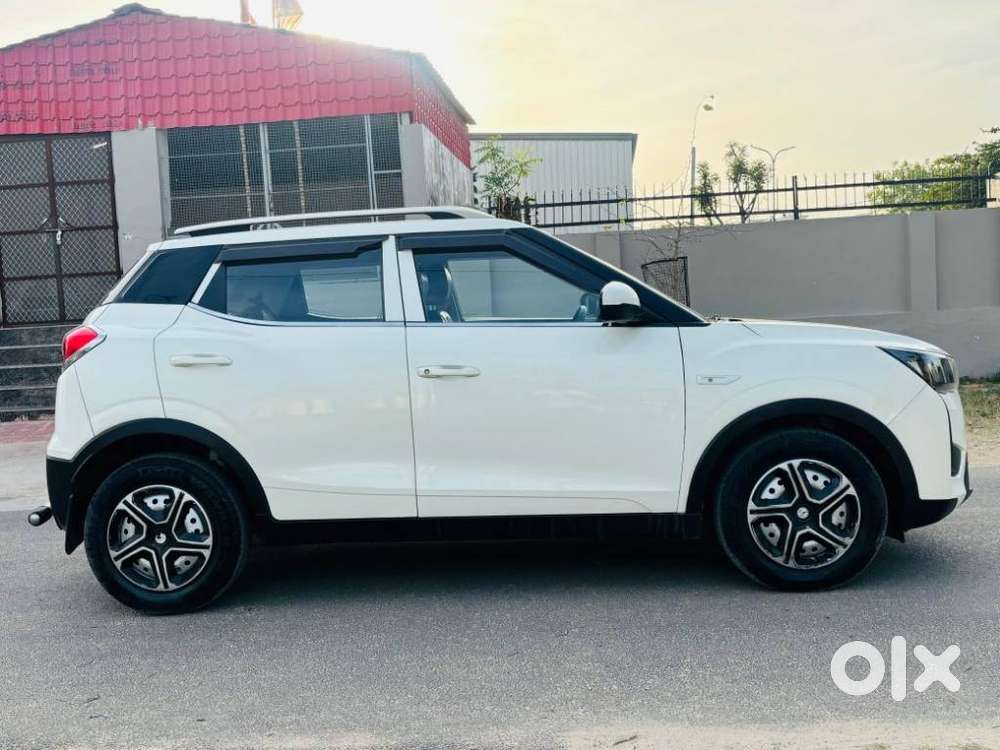 Mahindra Xuv300 W4, 2022, Petrol