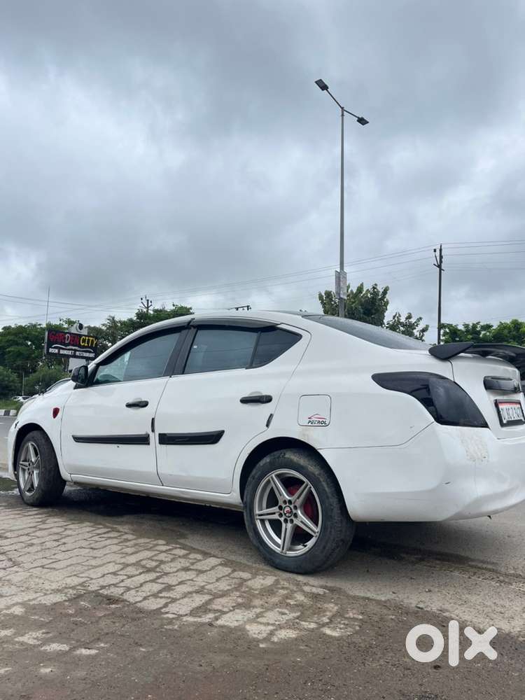 Nissan Sunny Petrol Manual 2013
