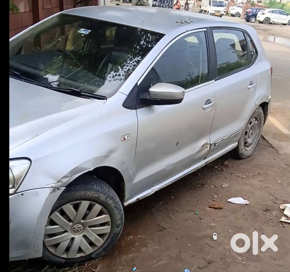 Volkswagen Polo 2012 Car