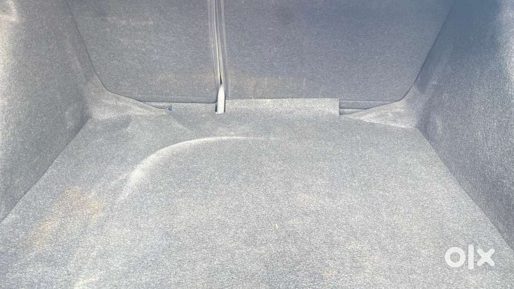 Skoda Slavia 1.0 Tsi Style At, 2022, Petrol