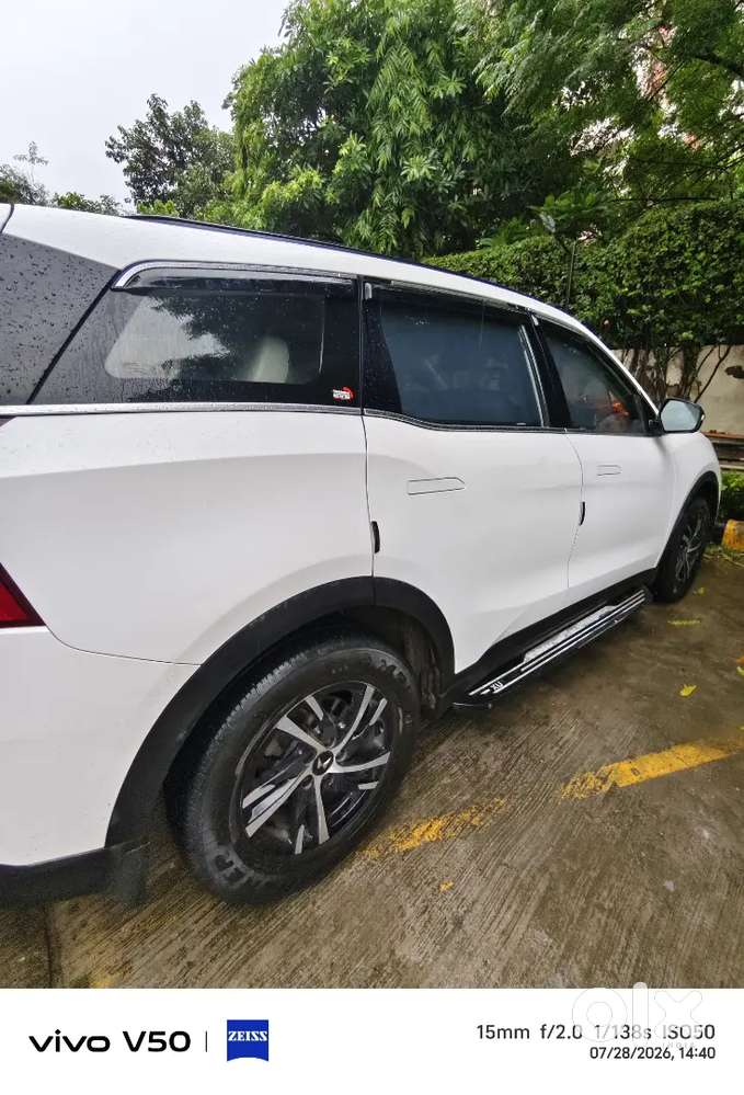 Mahindra Xuv700 2024 Diesel 42000 Km Driven