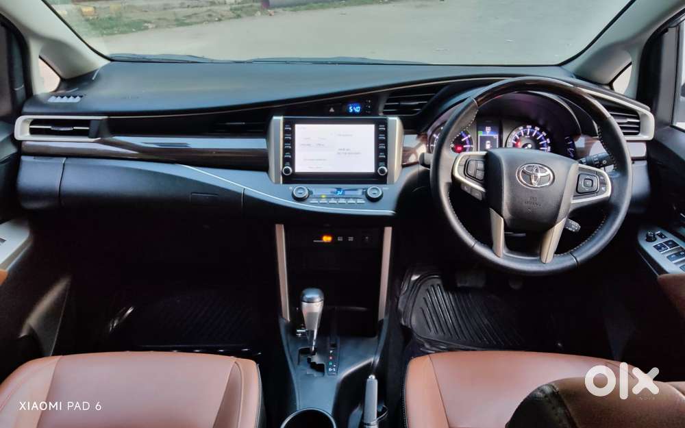 Toyota Innova Crysta