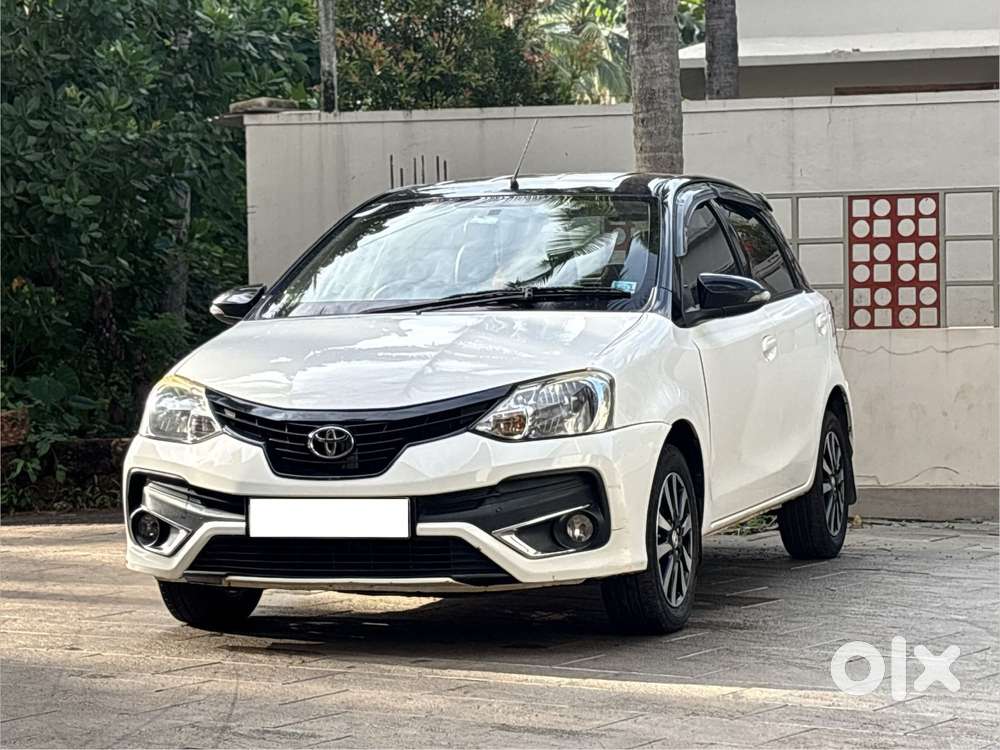 Toyota Etios Liva Vxd Dual Tone, 2018, Diesel