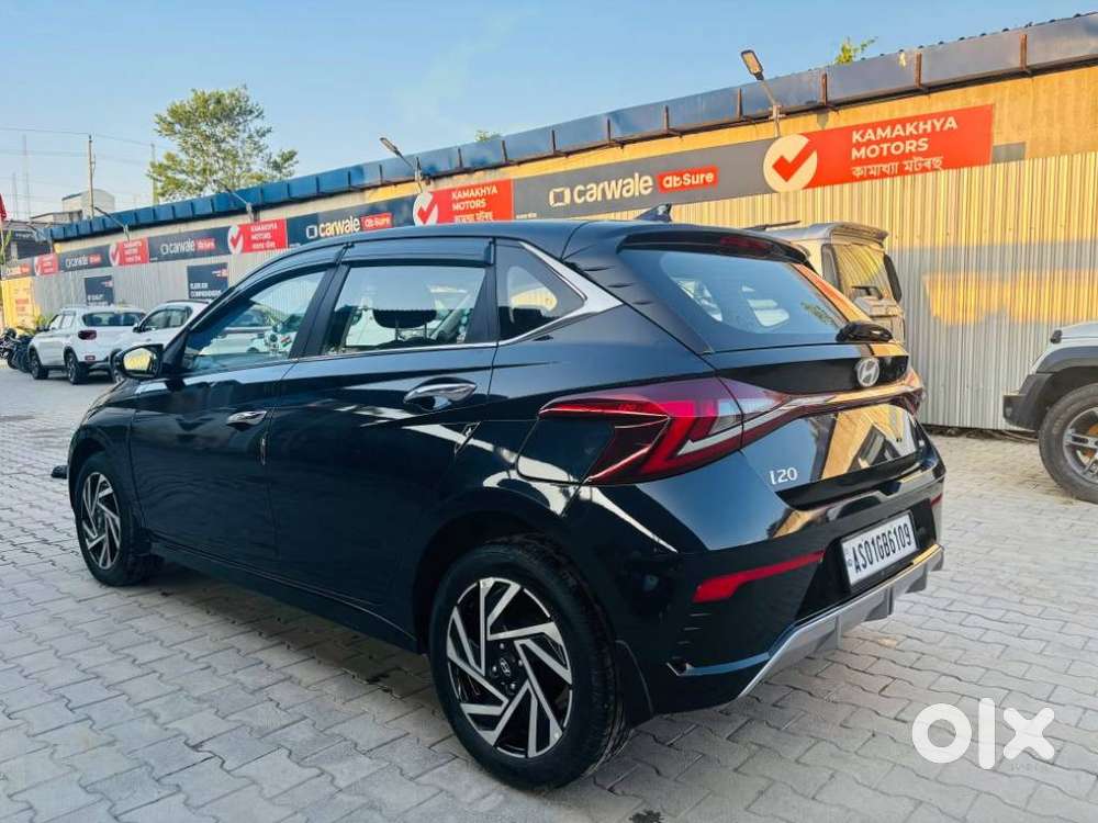 Hyundai I20 Asta (o) 1.2 Mt Dual Tone, 2024, Petrol