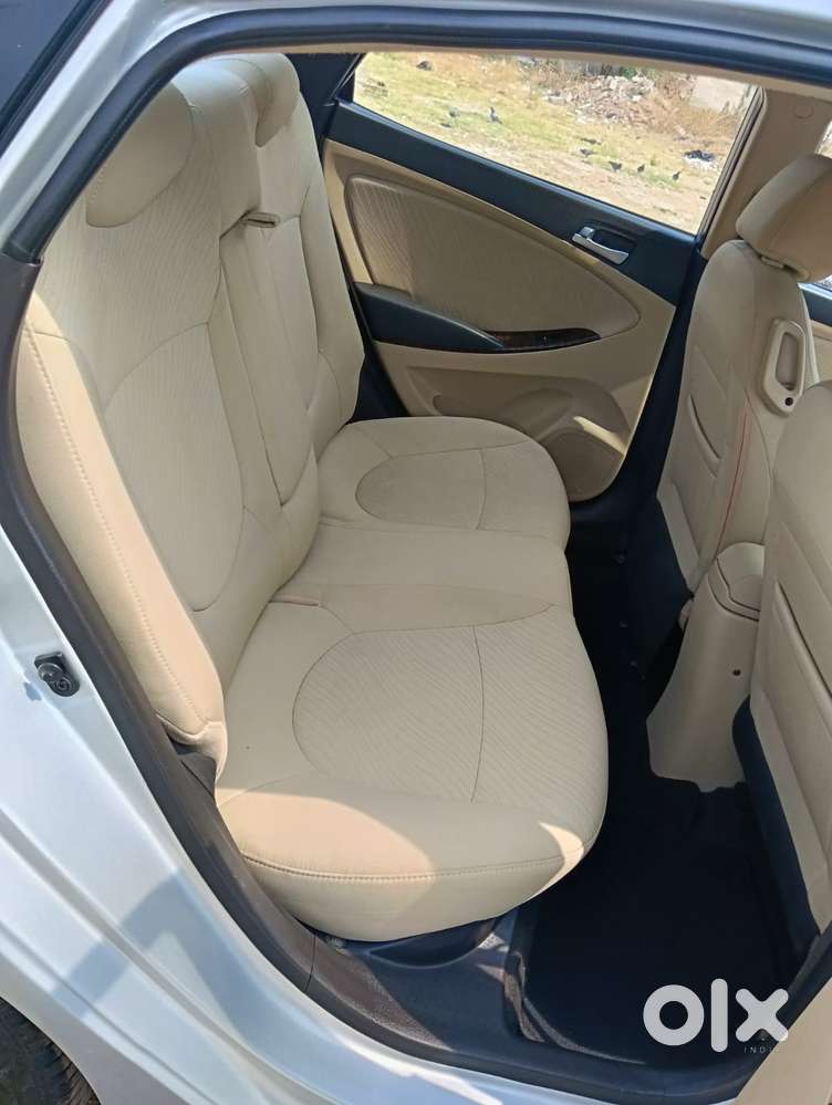 Hyundai Verna Fluidic 1.6 Vtvt Sx, 2015, Cng & Hybrids