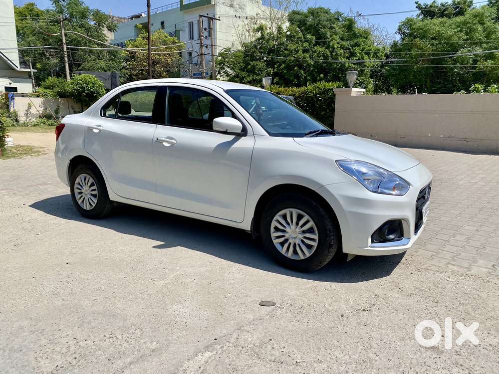 Maruti Suzuki Swift Dzire Vxi Optional, 2022, Petrol