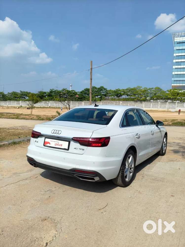 Audi A4 2.0 Premium Plus 40 Tfsi, 2024, Petrol
