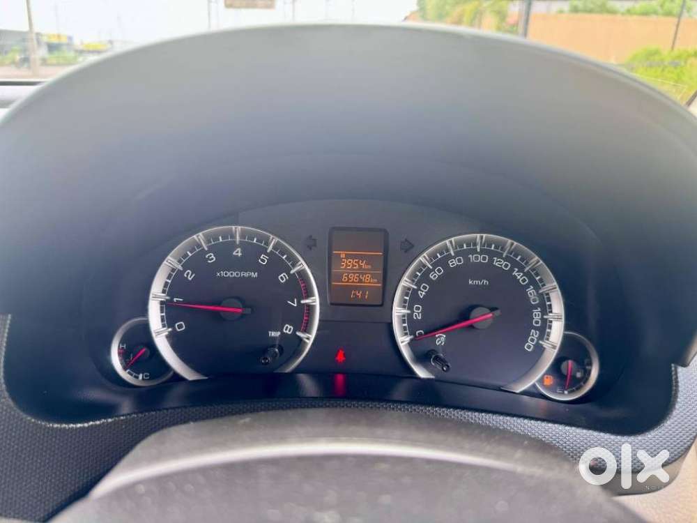 Maruti Suzuki Dzire 1.2 Vxi, 2016, Cng & Hybrids