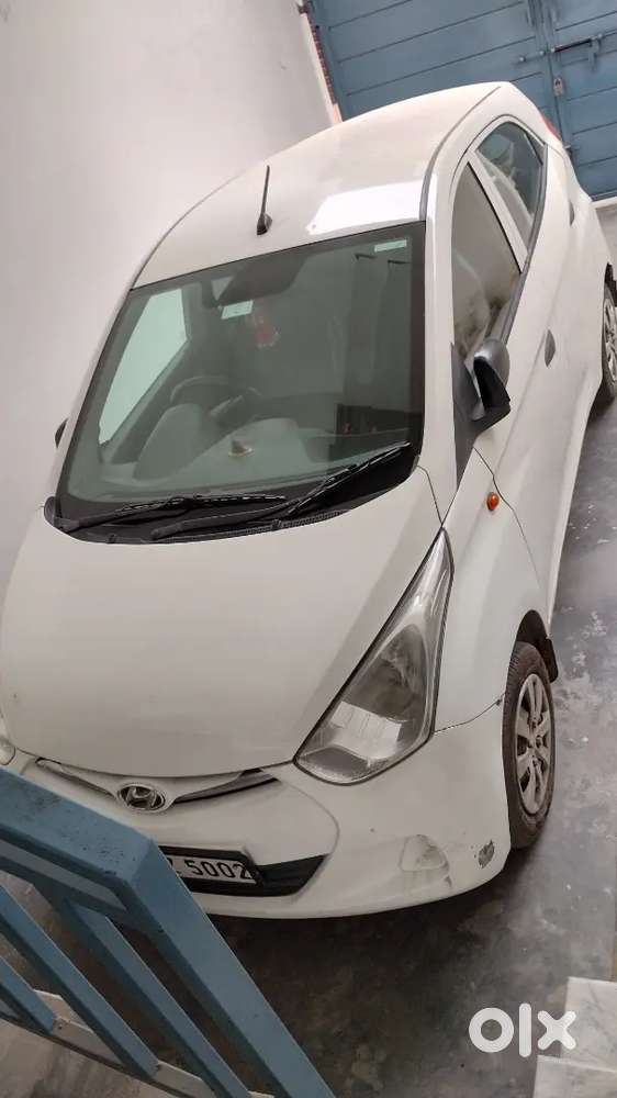 Hyundai Eon Magna O 14years 8month Old