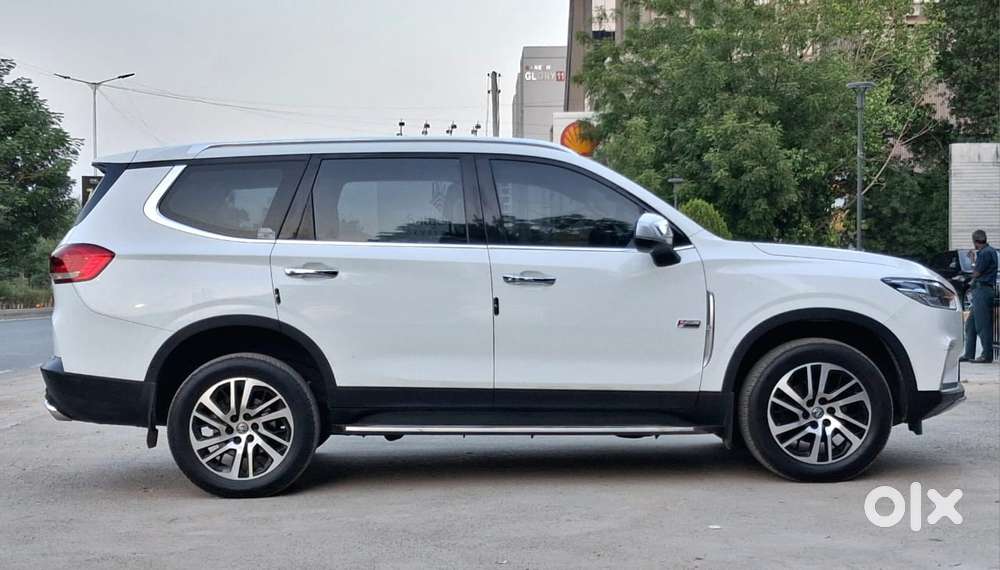 Mg Gloster Savvy 6 Seater, 2024, Diesel