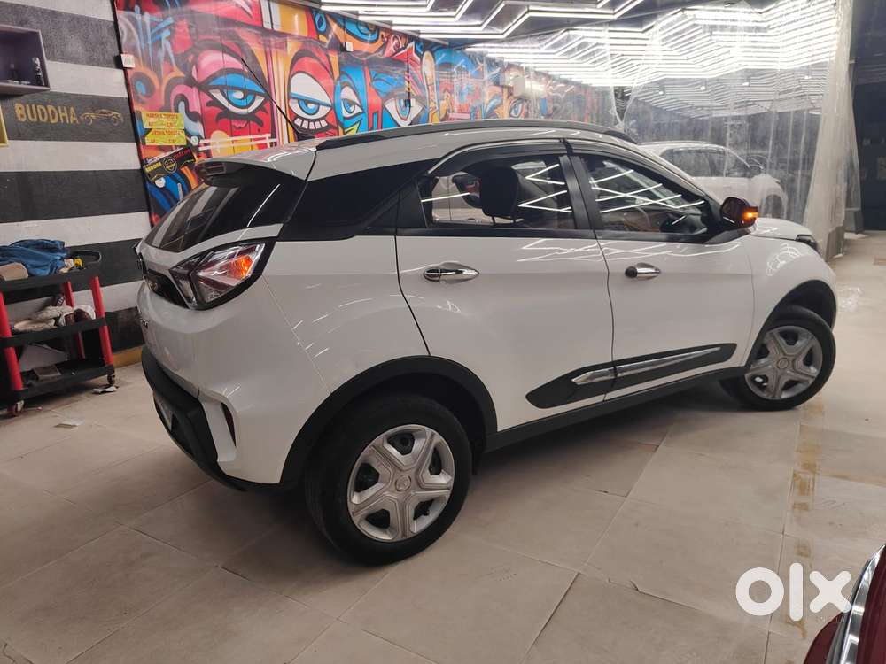 Tata Nexon 1.5 Revotorq Xm (s), 2022, Diesel